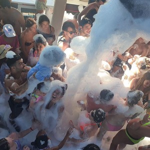 118195521_1196831900672473_2520836154043813966_n