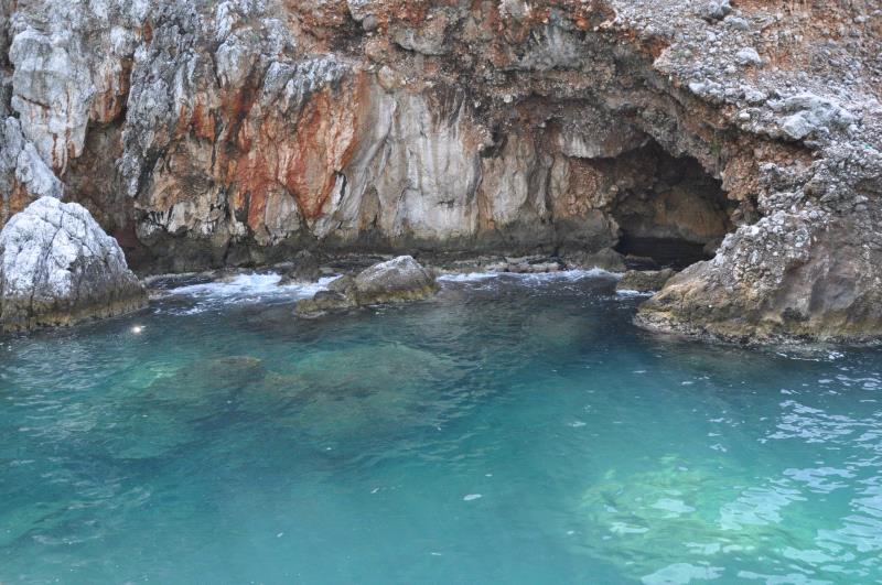 185635alanyapriateboat