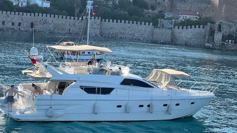 GULBAHCE DELUXE YACHT