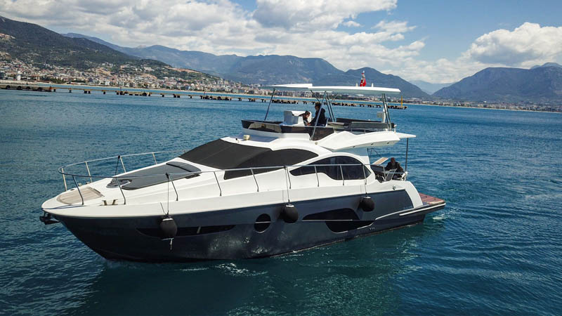 okurcalar khaleesi yacht