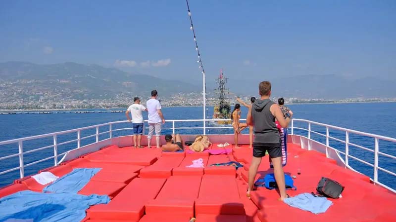 sunbed boat trip