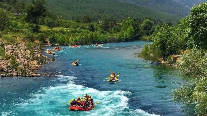 white water rafting