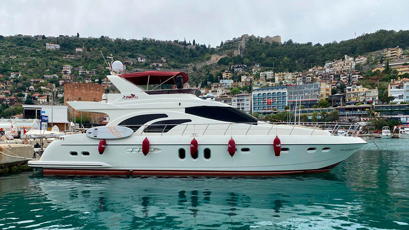 Okurcalar Private Yacht Rental – Cleopatra Luxury