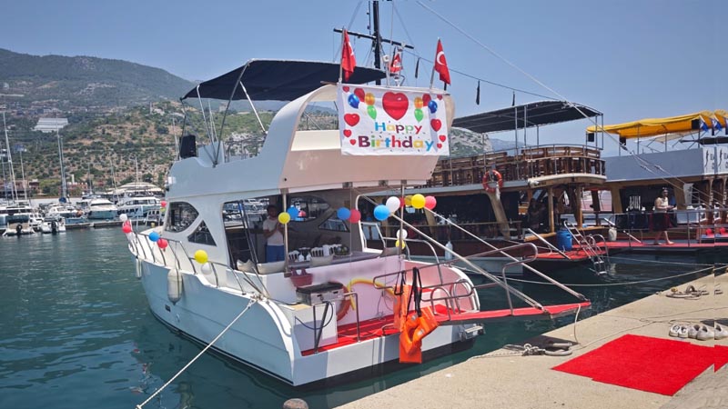 birthday celebration prices alanya