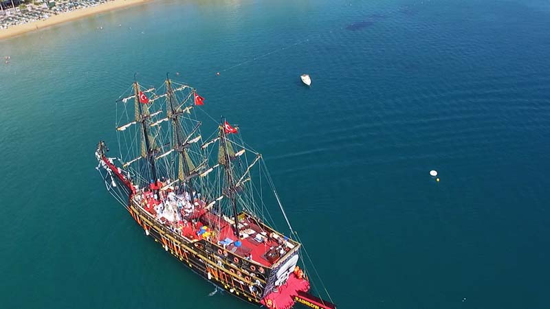 okurcalar pirate ship tour