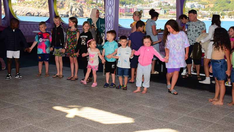 alanya pirate ship tour for family with kids